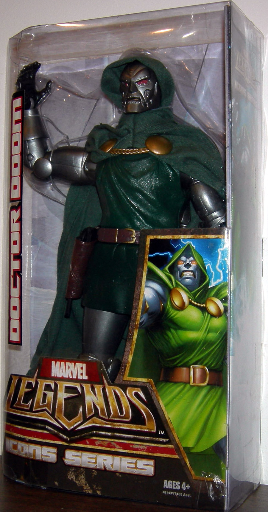 Doctor Doom Villain Figurine Marvel Plastic Figure Made by Marvel SHMV304 