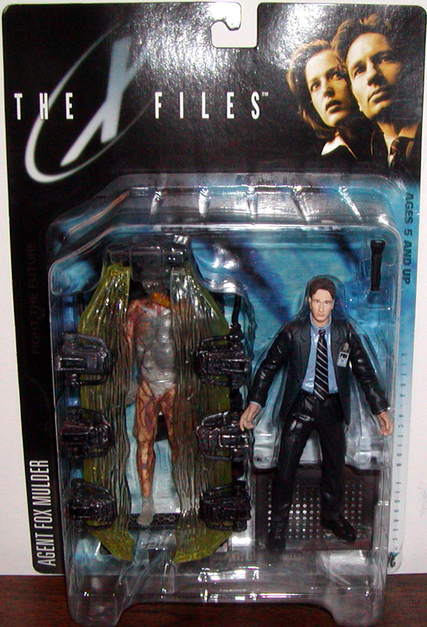 Agent Fox Mulder, human host cryopod chamber