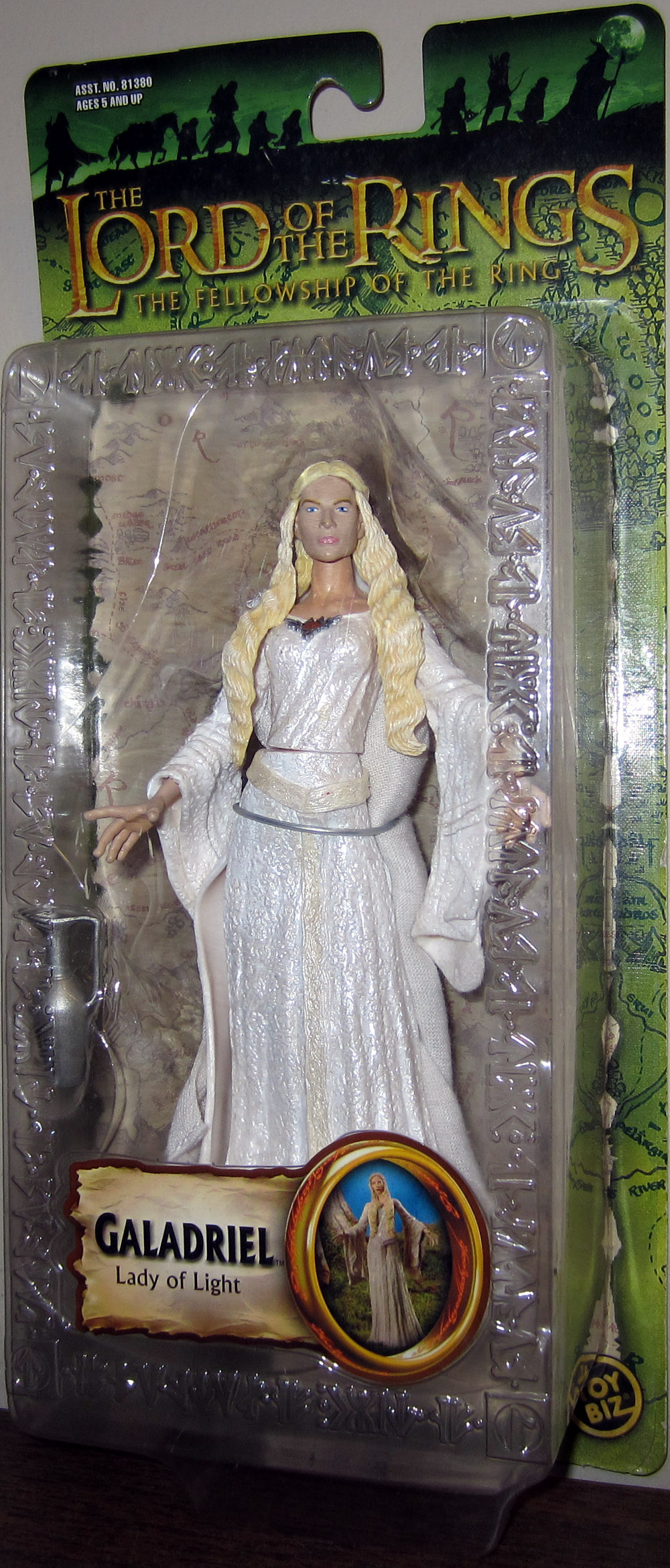 galadriel pop figure