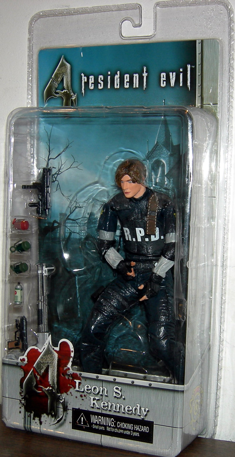 leon s kennedy pop figure