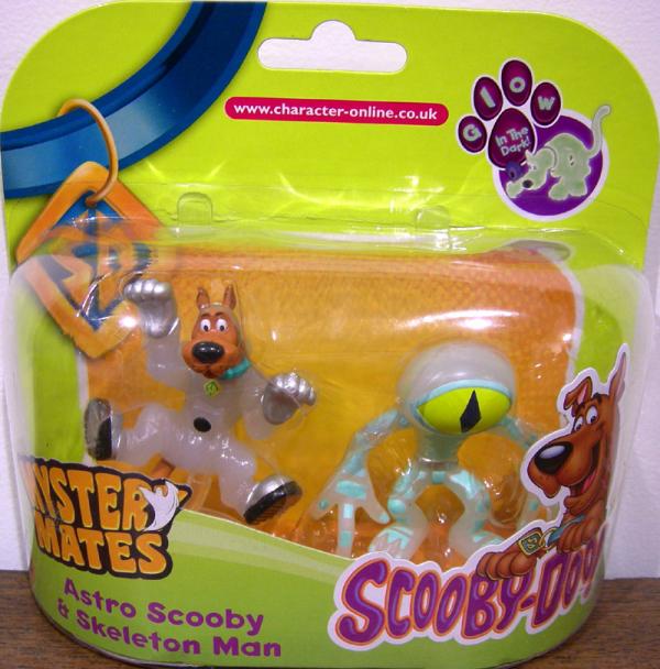Astro Scooby and Skeleton Man (Mystery Mates)