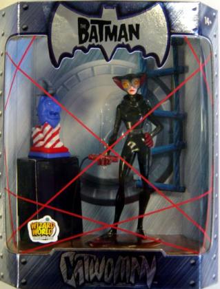 Catwoman, with red, white & blue idol (The Batman, Wizard World)