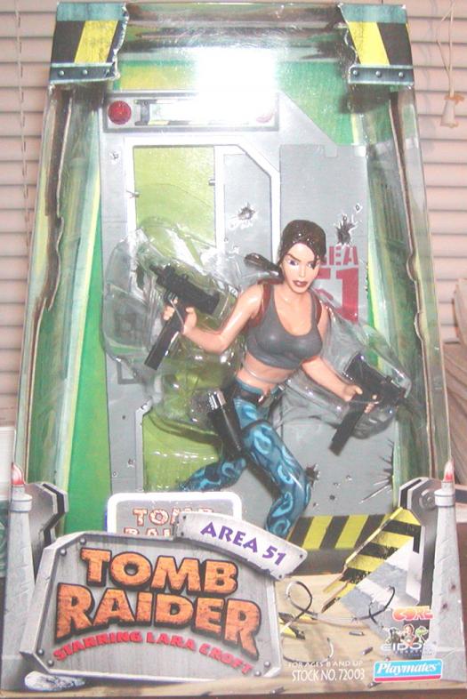 Lara Croft in Area 51 Outfit (boxed)