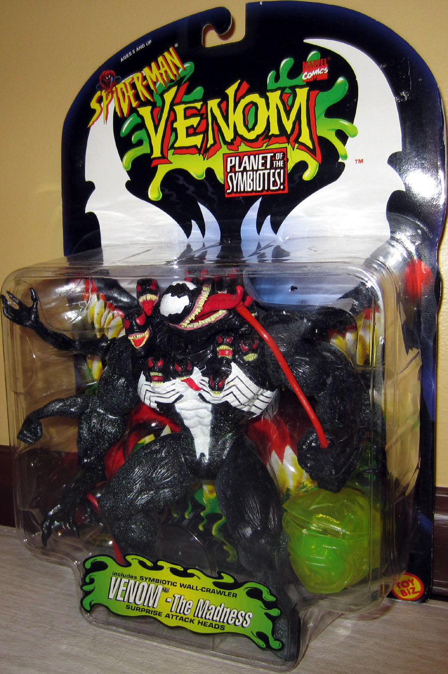 Venom Madness Spider-Man Planet Symbiotes action figure